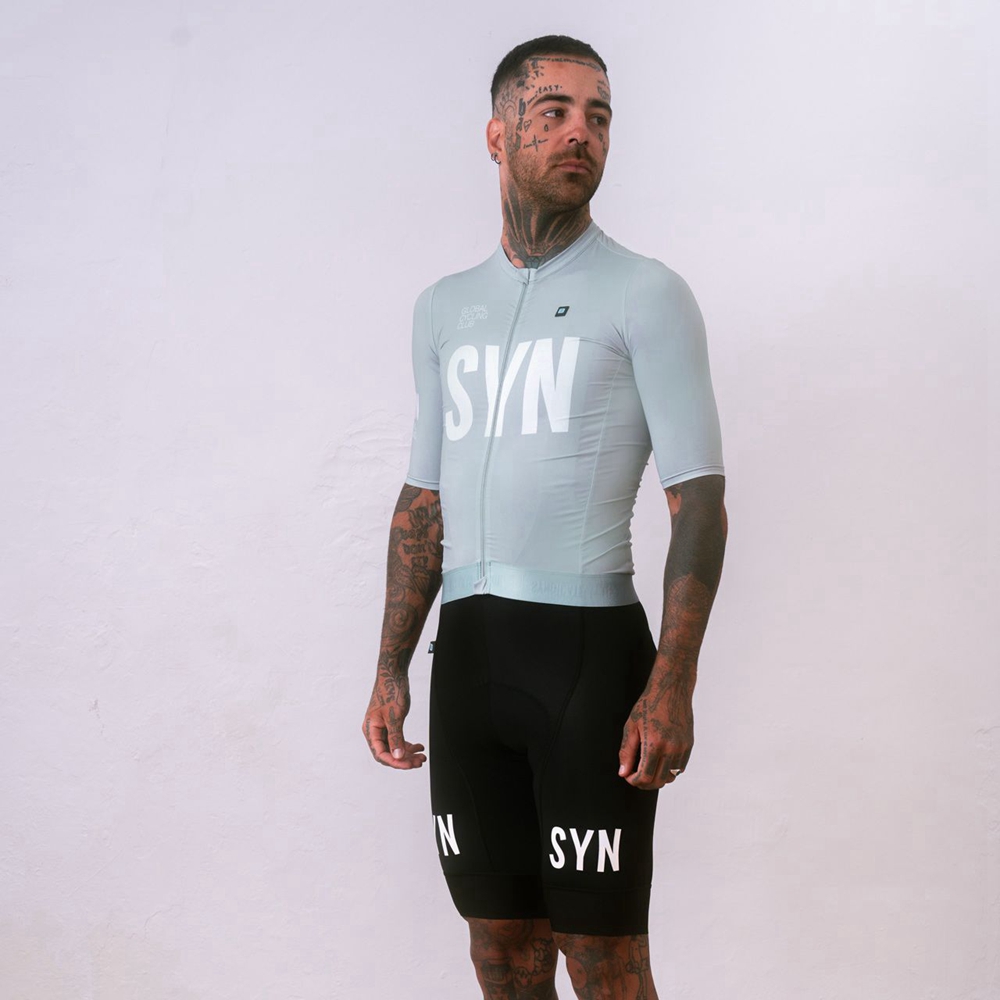 Srebrnoszary zestaw męskich od – Cycling Commuter Trousers recenzja i cena